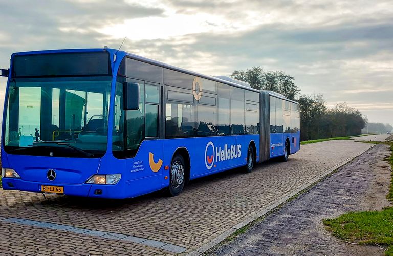 Een gelede bus huren