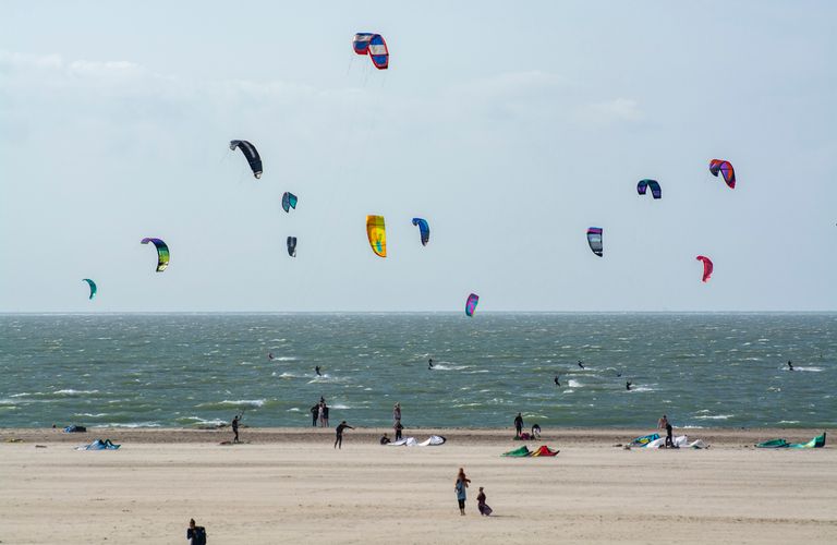 Touringcar huren in Renesse