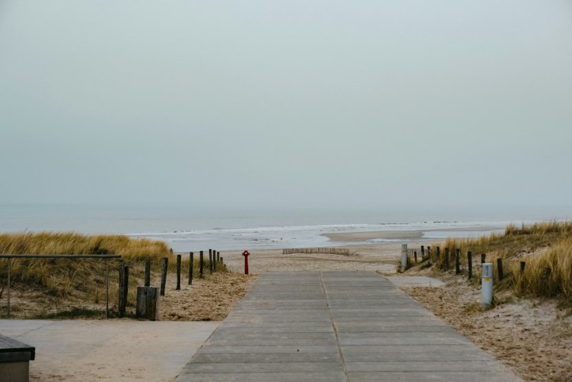 Bus huren in Katwijk met HelloBUS